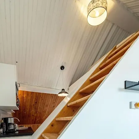 Apartment Perchoir Floral, Duplex Atypique Amiens